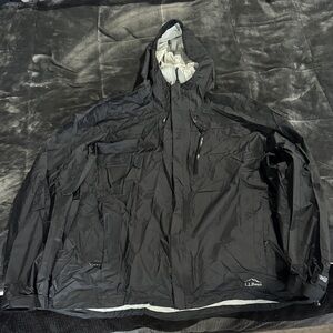 L.L. Bean Men's Dark Gray Raincoat